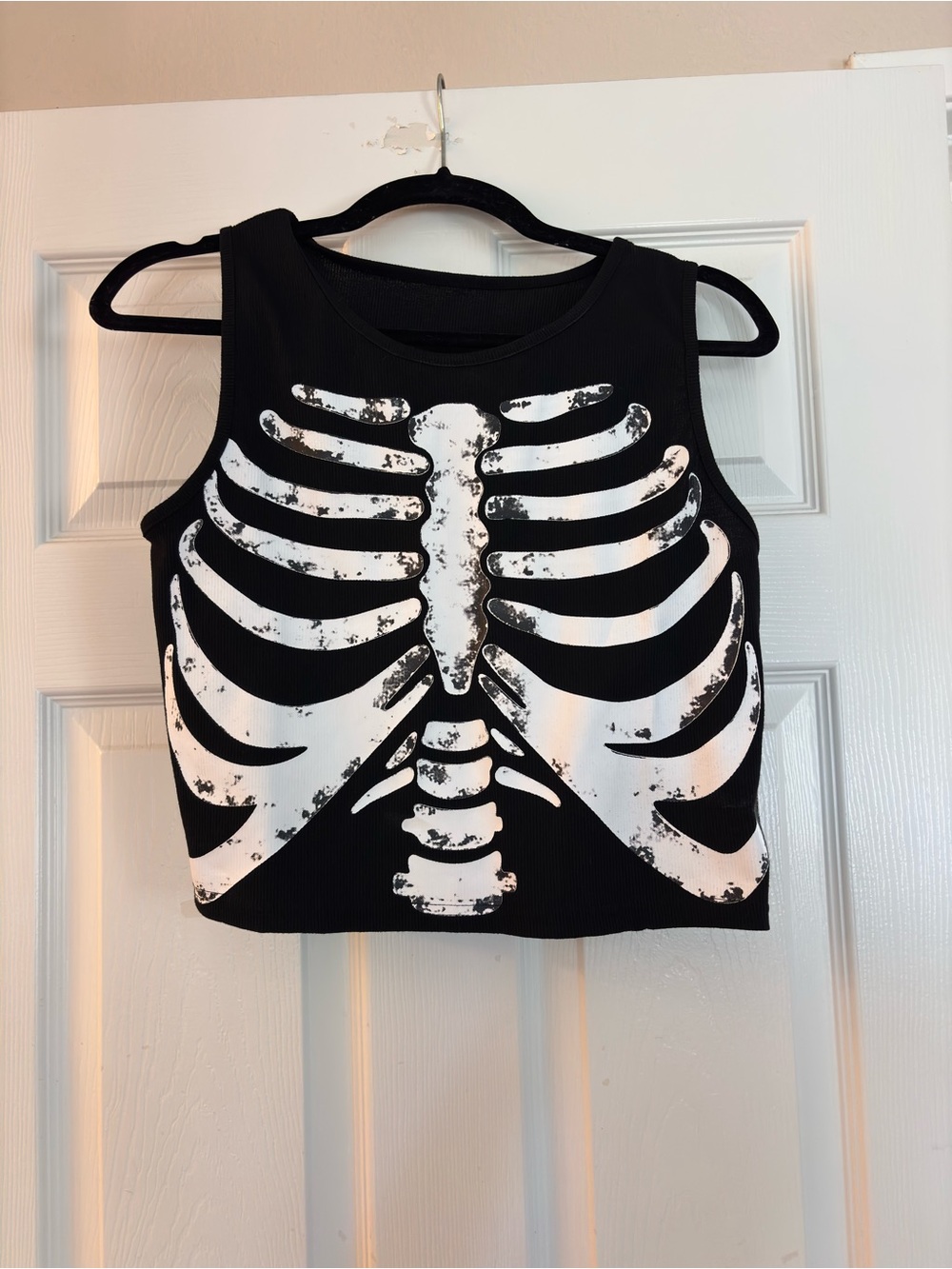 Cropped Black Skeleton Graphic Tank Top